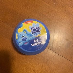 Blues Clues Dig Surprise